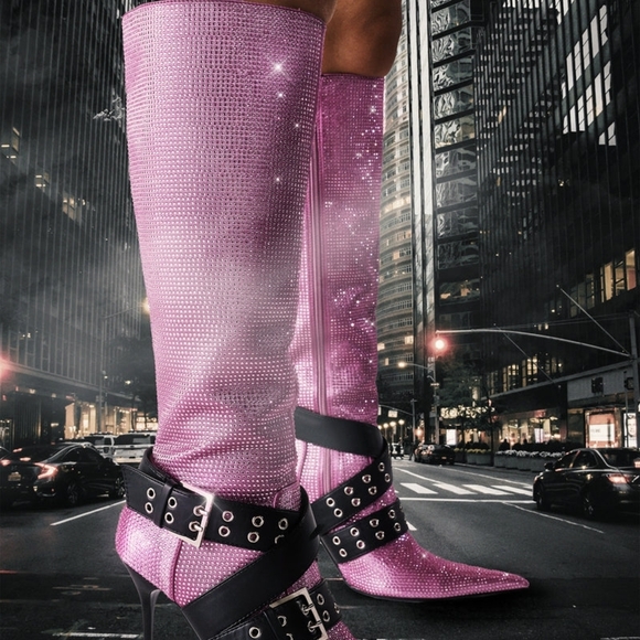 "BARBIE UNLIMITED" Glamorous Pink Heeled Boots with Buckle Detail - Picture 3 of 6